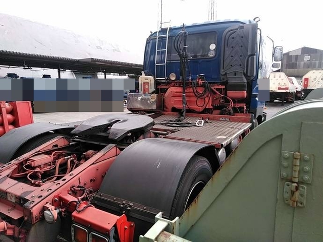 いすゞ ギガ 大型 トラクタ KL-EXD52D3(3364) 5枚目