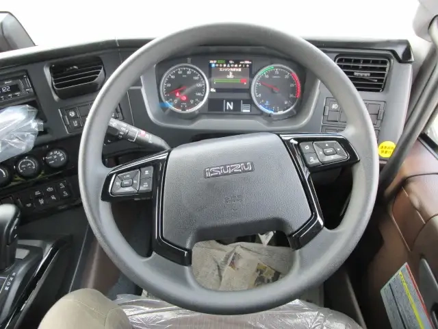 いすゞ ギガ 大型 トラクタ 2RG-EK5DAD(106886) 35枚目