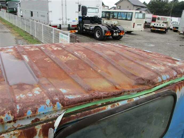 いすゞ エルフ 小型 土砂ダンプ KR-NKR81ED(37984) 16枚目