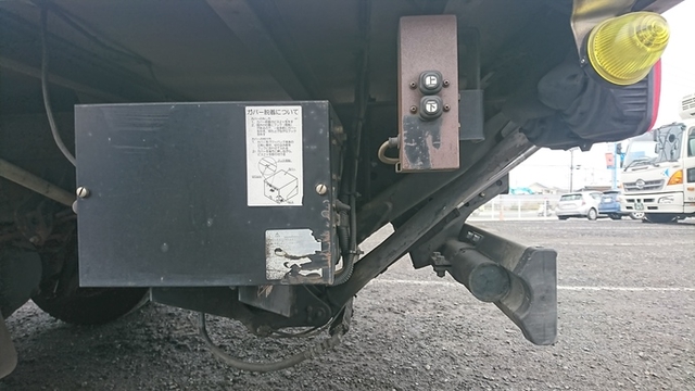 日野 レンジャー 中型 冷蔵冷凍バン KK-FC1JJEA(2388) 18枚目
