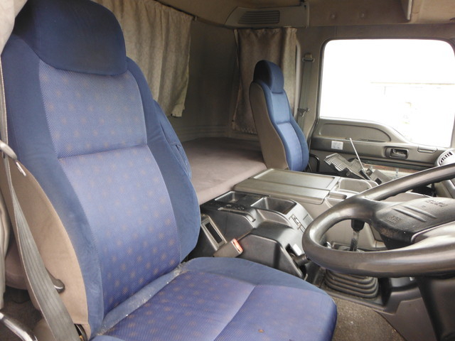 いすゞ ギガ 大型 幌車 PDG-CXG77X8(2164) 23枚目