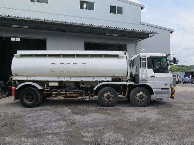 日野 プロフィア 大型 タンクローリー KL-GN2PPHA(11923) 4枚目