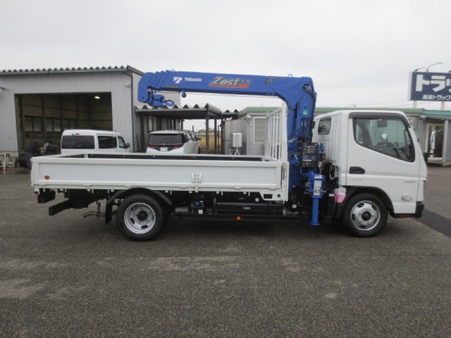 三菱ふそう キャンター 小型 平ボディ（クレーン付） 2RG-FEAV0(103597) 8枚目