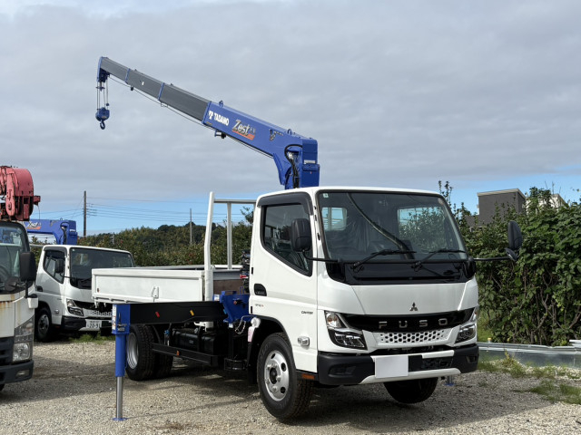 三菱ふそう キャンター 小型 平ボディ（クレーン付） 2RG-FEAV0(112814) 2枚目