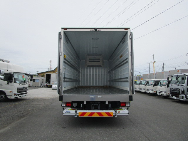 日野 レンジャー 増トン 冷蔵冷凍バン 2KG-FE2ACG(107324) 8枚目