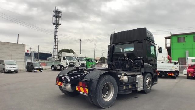 UDトラックス（日産） クオン 大型 トラクタ LKG-GK5XAB(35324) 18枚目