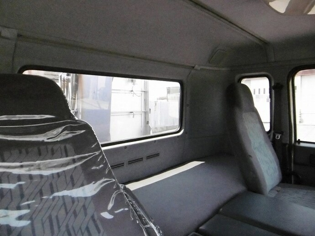 UDトラックス（日産） ビッグサム 大型 平ボディ（クレーン付） KL-CD55J(6497) 12枚目