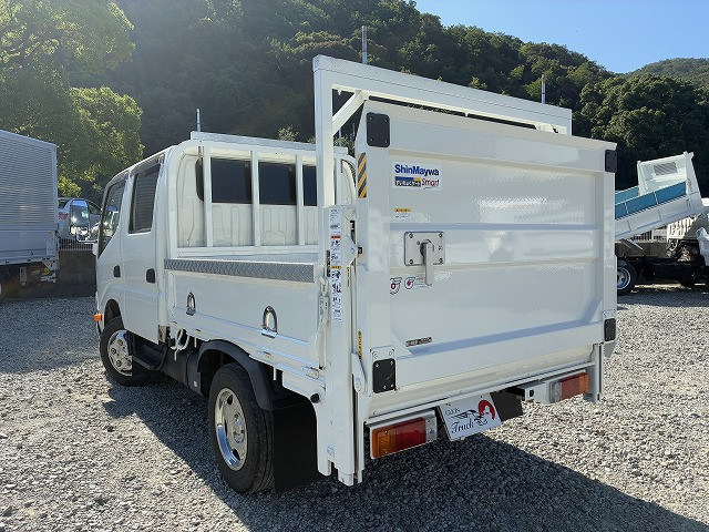 トヨタ ダイナ 小型 Wキャブ 2RG-XZU605(110239) 6枚目