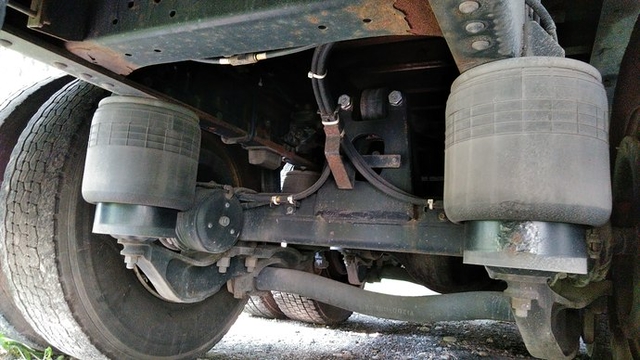 UDトラックス（日産） クオン 大型 平ボディ PKG-CD4ZA(3574) 10枚目