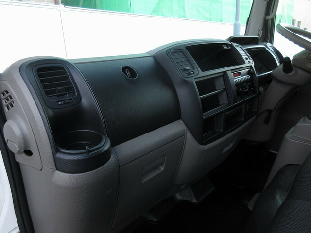 日産自動車 アトラス 小型 バン SKG-TZ3F24(7983) 41枚目