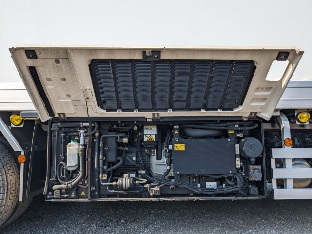 日野 プロフィア 大型 冷蔵冷凍バン 2DG-FW1AHC(107463) 37枚目