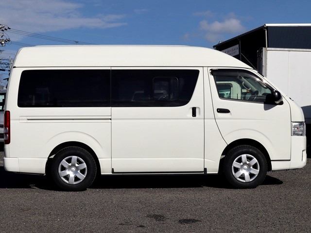 トヨタ レジアスエース 小型 バン LDF-KDH206K(109952) 8枚目
