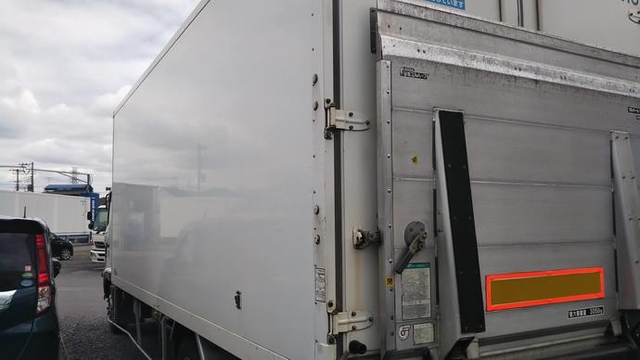 日野 レンジャー 中型 冷蔵冷凍バン ADG-FD7JKWA(3322) 5枚目