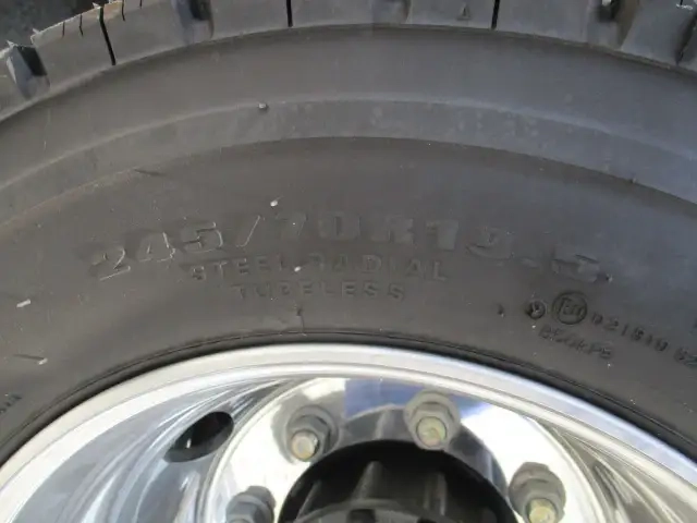 日産自動車 クオン 大型 ウィング 2RG-CG5FA(111203) 13枚目