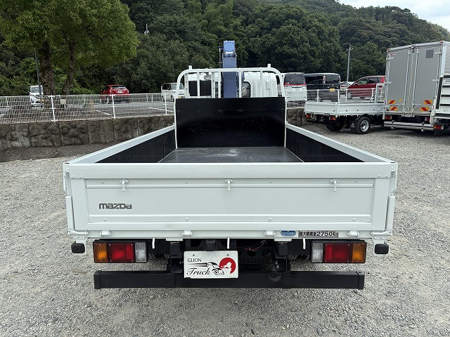 マツダ タイタン 小型 平ボディ（クレーン付） BDG-LMR85AR(110190) 5枚目