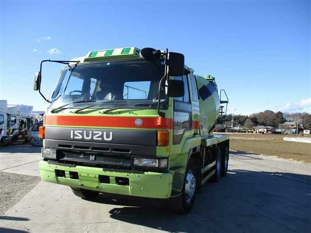 いすゞ ギガ 大型 ミキサー車 U-CXZ71J(37839) 1枚目