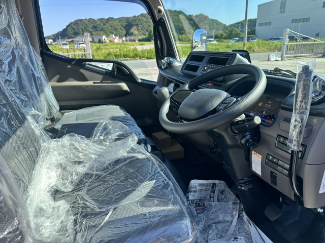 三菱ふそう キャンター 小型 土砂ダンプ 2RG-FBA60(105959) 9枚目