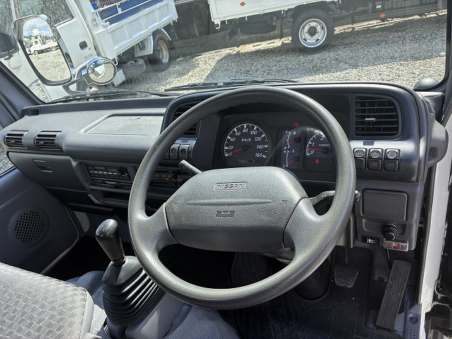 日産自動車 アトラス 小型 平ボディ PB-AKR81A(112065) 28枚目