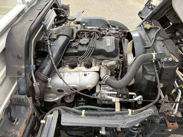 トヨタ ダイナ 小型 タンクローリー GE-RZY220(109647) 27枚目
