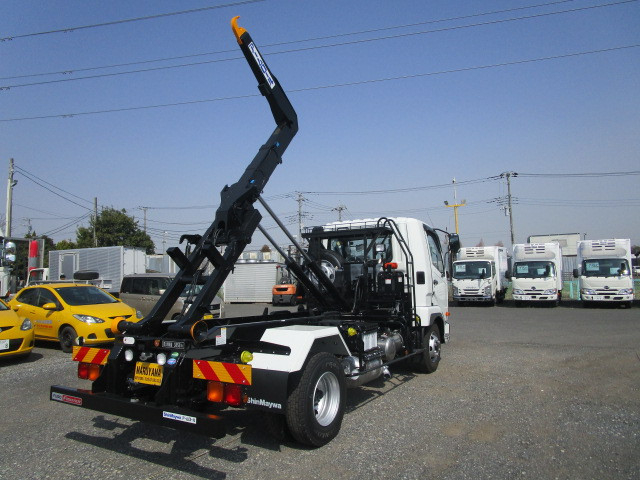 Mitsubishi Fuso fighter Middle Arm roll trucks 2KG-FK72F(97105) 32枚目