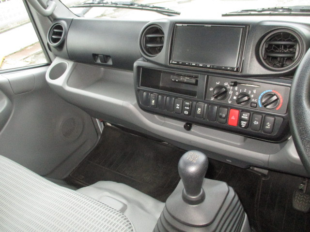 日野 デュトロ 小型 バン TKG-XZU675M(68981) 20枚目