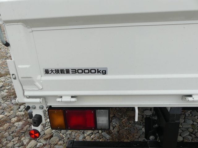 いすゞ エルフ 小型 平ボディ（クレーン付） TPG-NPR85AN(57796) 53枚目