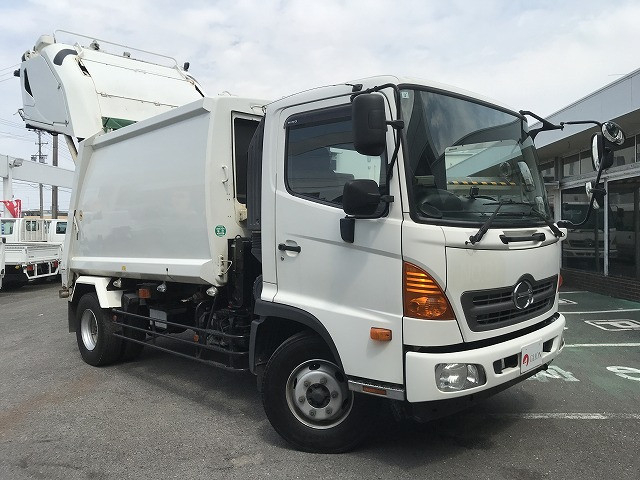 日野 レンジャー 中型 塵芥車（プレス式） TKG-GC7JEAA(109361) 10枚目