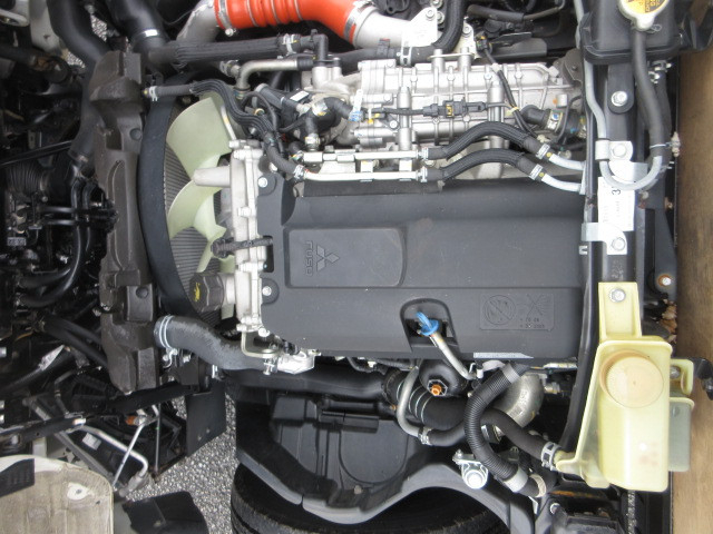 三菱ふそう キャンター 小型 平ボディ 2TG-FDA00(113481) 27枚目