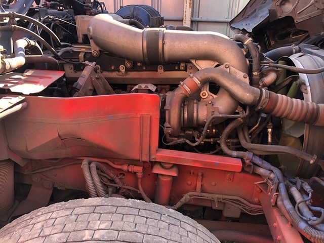 UDトラックス（日産） ビッグサム 大型 トラクタ ADG-GK4XAB(5494) 38枚目