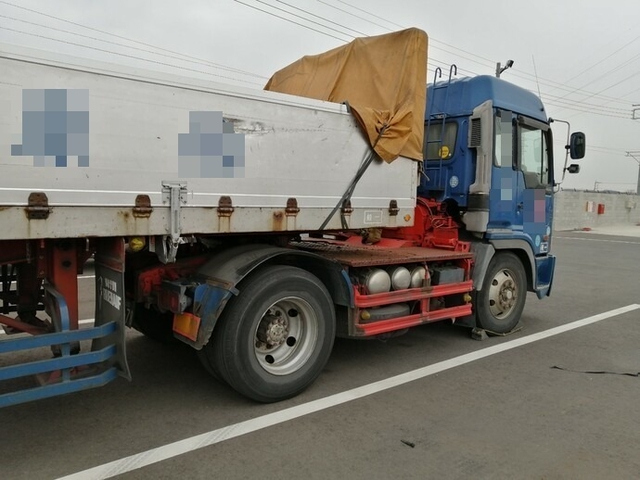日野 プロフィア 大型 トラクタ KL-SH1KDGA(5343) 4枚目