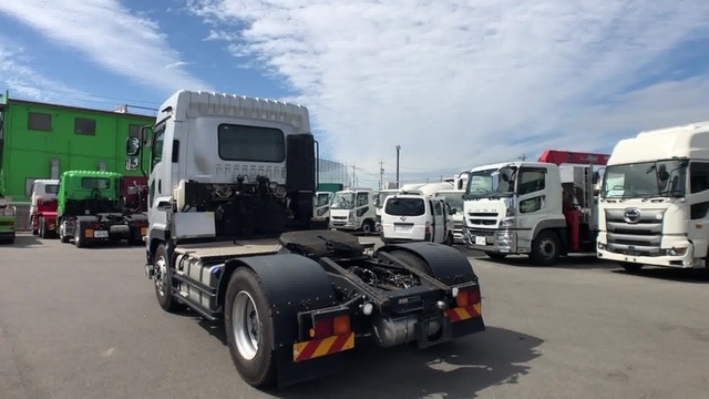 いすゞ ギガ 大型 トラクタ QKG-EXD52BD(35334) 12枚目