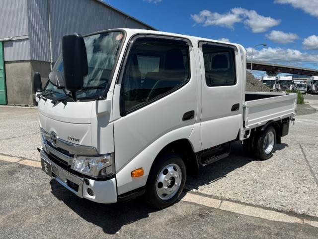 トヨタ ダイナ 小型 Wキャブ 2WG-GDY232(106222) 1枚目