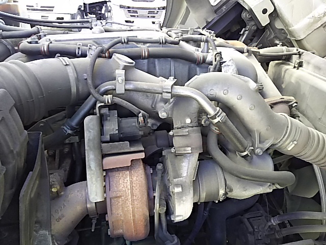 いすゞ ギガ 大型 ウィング LKG-CYJ77A(7639) 59枚目