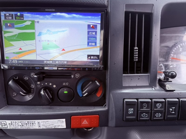 いすゞ エルフ 小型 平ボディ（クレーン付） TRG-NKR85A(112686) 58枚目