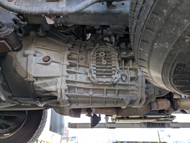 UDトラックス（日産） コンドル 中型 ウィング 2RG-BRR90T2(110894) 31枚目