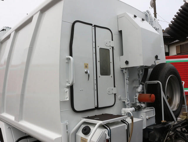 三菱ふそう キャンター 小型 塵芥車（プレス式） TKG-FEB90(109365) 34枚目
