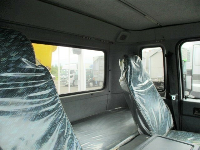 UDトラックス（日産） コンドル 中型 平ボディ（クレーン付） KK-MK252KH(8505) 30枚目