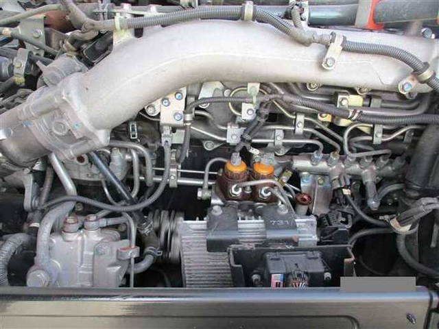いすゞ ギガ 大型 トラクタ QDG-EXZ52BJ(37797) 28枚目