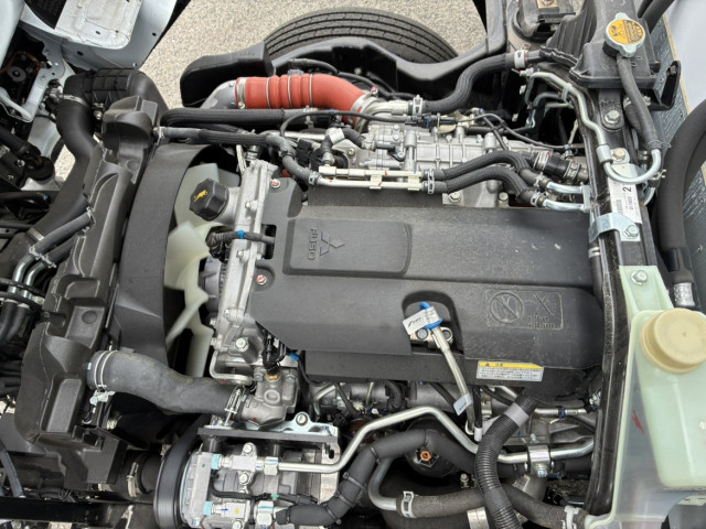 三菱ふそう キャンター 小型 冷蔵冷凍バン 2RG-FBA20(106380) 41枚目