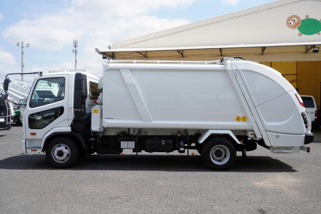 三菱ふそう ファイター 中型 塵芥車（プレス式） 2KG-FK72F(108428) 3枚目