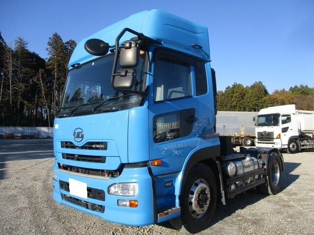 UDトラックス（日産） クオン 大型 トラクタ QKG-GK6XAB(37462) 1枚目