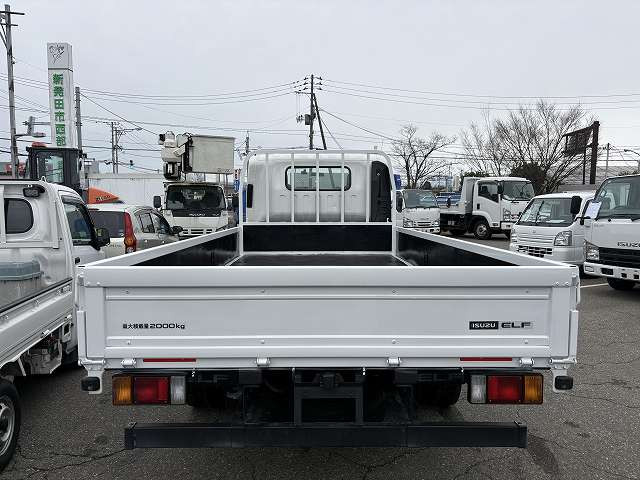 いすゞ エルフ 小型 平ボディ 2PG-NPS88AR(102176) 9枚目