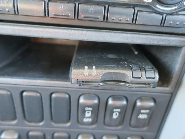 三菱ふそう ファイター 増トン 平ボディ（クレーン付） PDG-FK62FY(35550) 19枚目