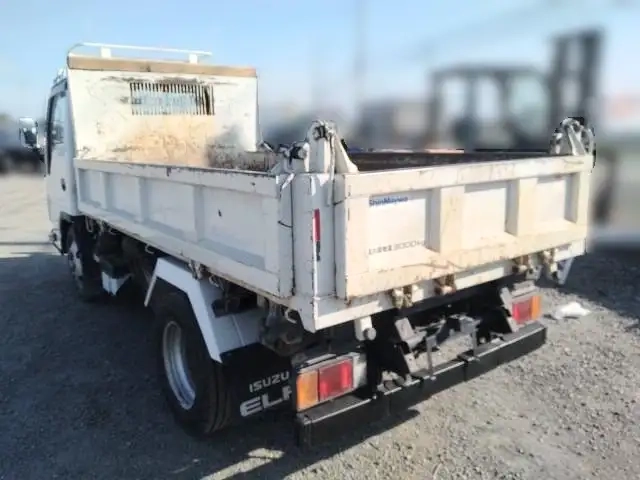 Isuzu elf Small Soil dump 2RG-NKR88AN(106812) 4枚目