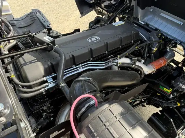日産自動車 クオン 大型 トラクタ 2PG-GK6DAD(106848) 41枚目