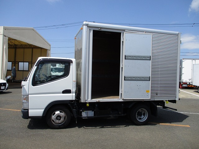 三菱ふそう キャンター 小型 バン TPG-FBA20(10564) 8枚目