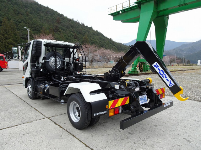三菱ふそう ファイター 中型 コンテナ専用車 2KG-FK72F(106613) 6枚目