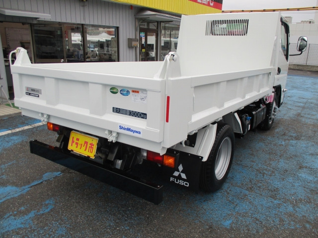 三菱ふそう キャンター 小型 土砂ダンプ 2RG-FBA60(111648) 3枚目