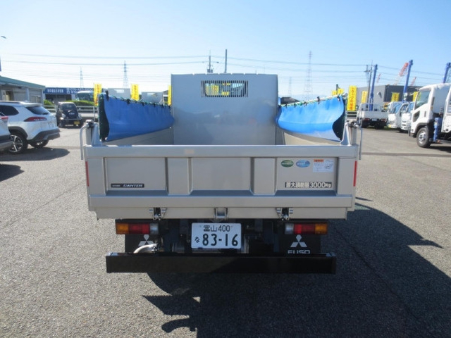 三菱ふそう キャンター 小型 土砂ダンプ 2RG-FBA60(112524) 7枚目