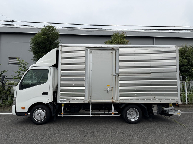 日野 デュトロ 小型 バン 2RG-XZU710M(113163) 3枚目